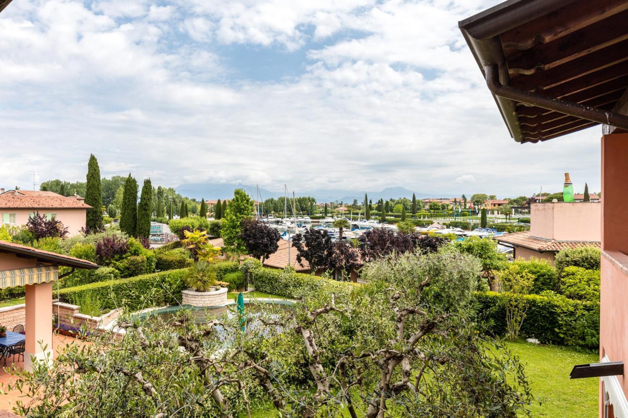 Bellasirmione Holiday Apartments Luaran gambar
